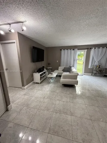 8710 SW 3rd Street Pembroke Pines FL 33025