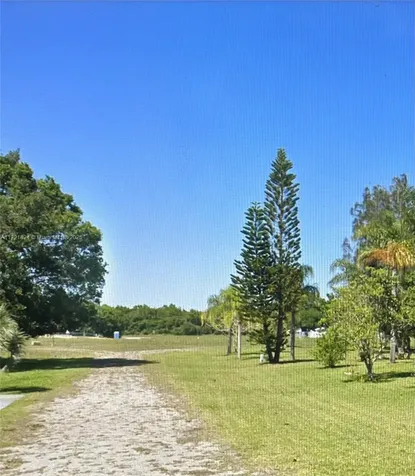 817 Trident Court Sebring FL 33876