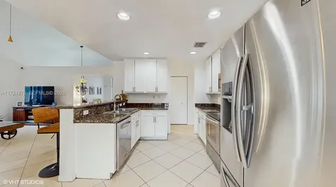 5323 NW 109th Court Doral FL 33178
