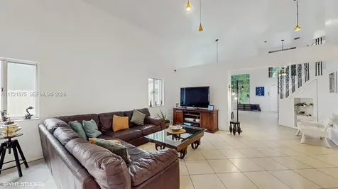 5323 NW 109th Court Doral FL 33178