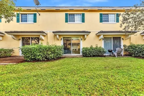 7727 Deercreek Court Davie FL 33328