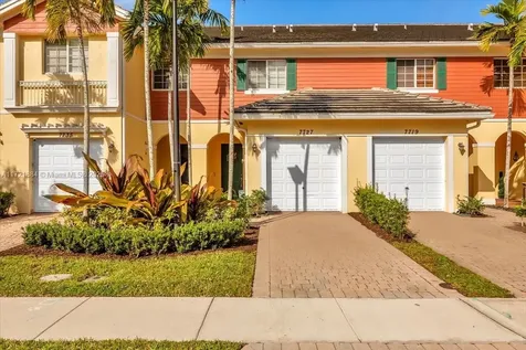 7727 Deercreek Court Davie FL 33328