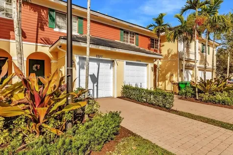 7727 Deercreek Court Davie FL 33328