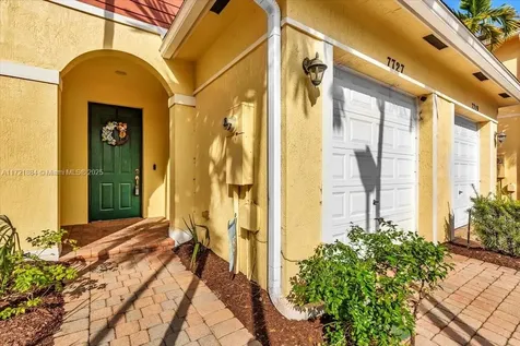 7727 Deercreek Court Davie FL 33328