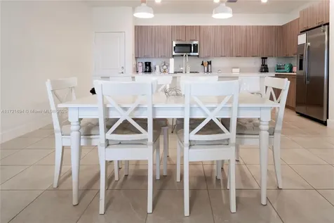 4552 NW 83rd Path Doral FL 33166
