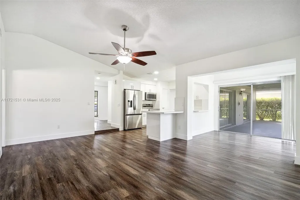 2638 NW 98 Way Coral Springs FL 33065