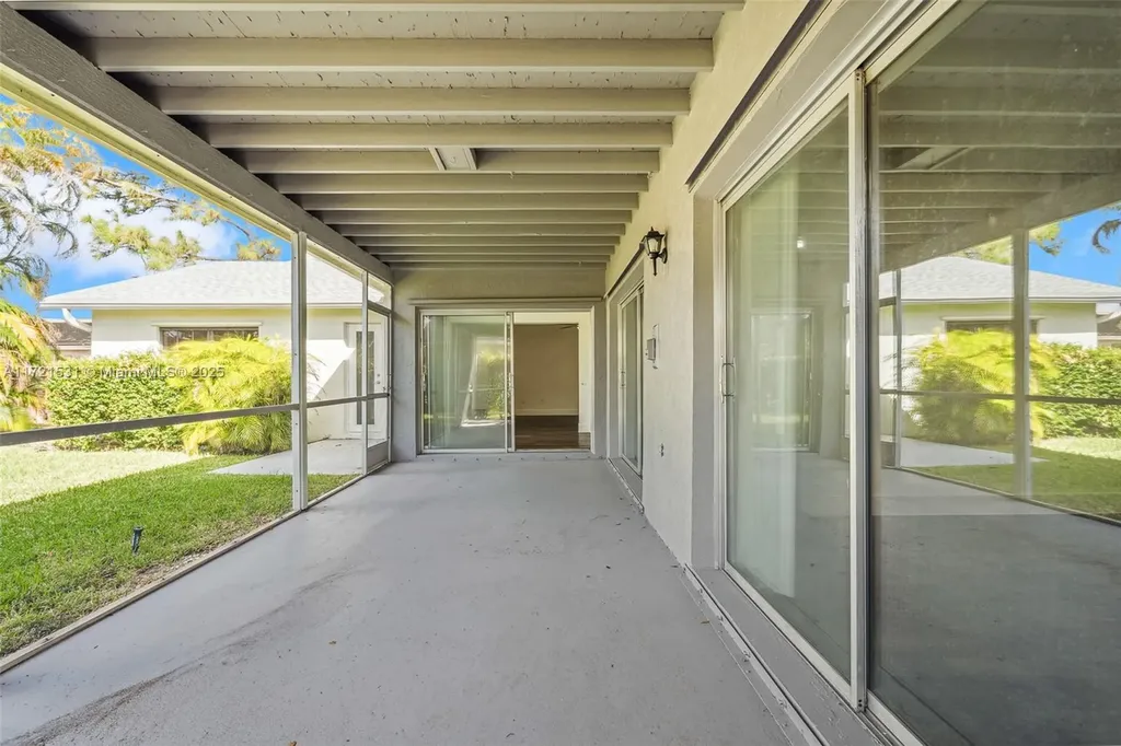 2638 NW 98 Way Coral Springs FL 33065