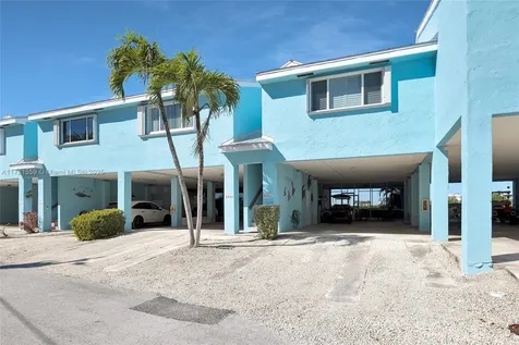 9826 Leeward Avenue Key Largo FL 33037