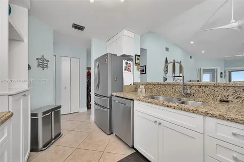 9826 Leeward Avenue Key Largo FL 33037
