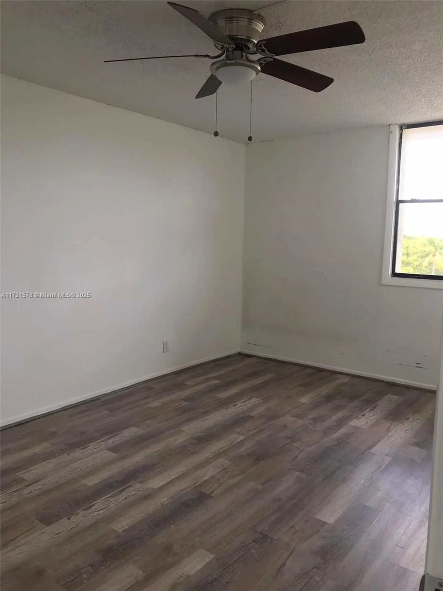 2701 Riverside Drive Coral Springs FL 33065