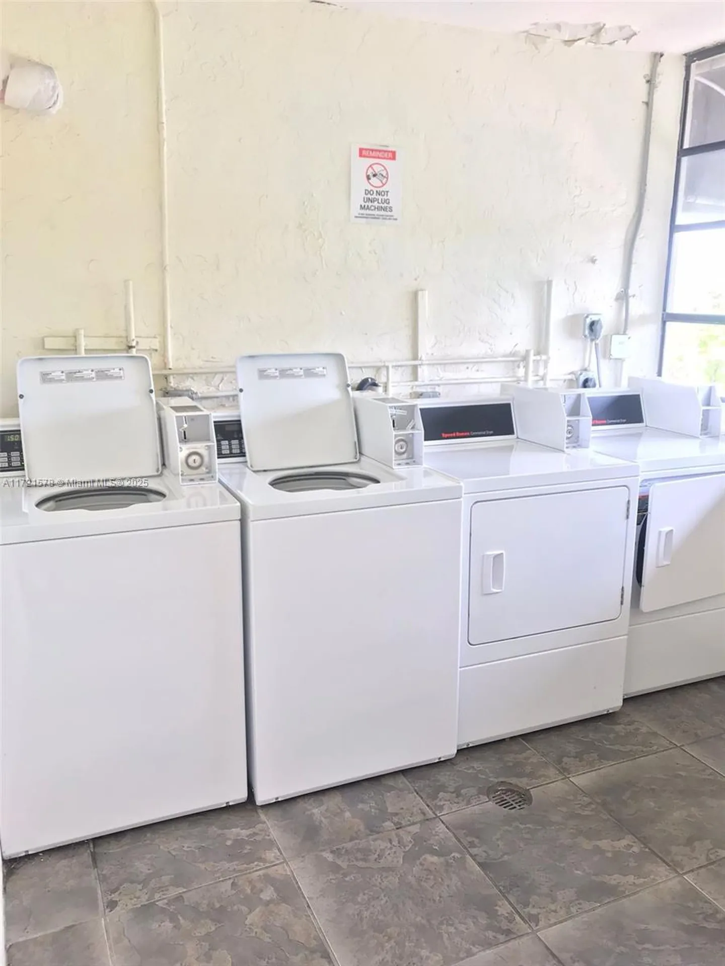 2701 Riverside Drive Coral Springs FL 33065