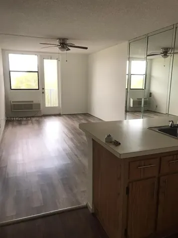 2701 Riverside Drive Coral Springs FL 33065