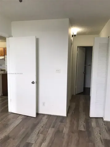 2701 Riverside Drive Coral Springs FL 33065