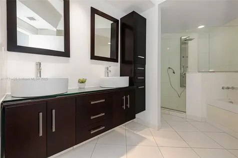 55 SE 6th Street Miami FL 33131