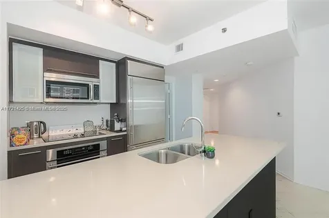 55 SE 6th Street Miami FL 33131
