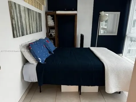 5401 Collins Avenue Miami Beach FL 33140