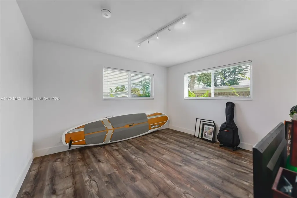 1208 Guava Isle Fort Lauderdale FL 33315