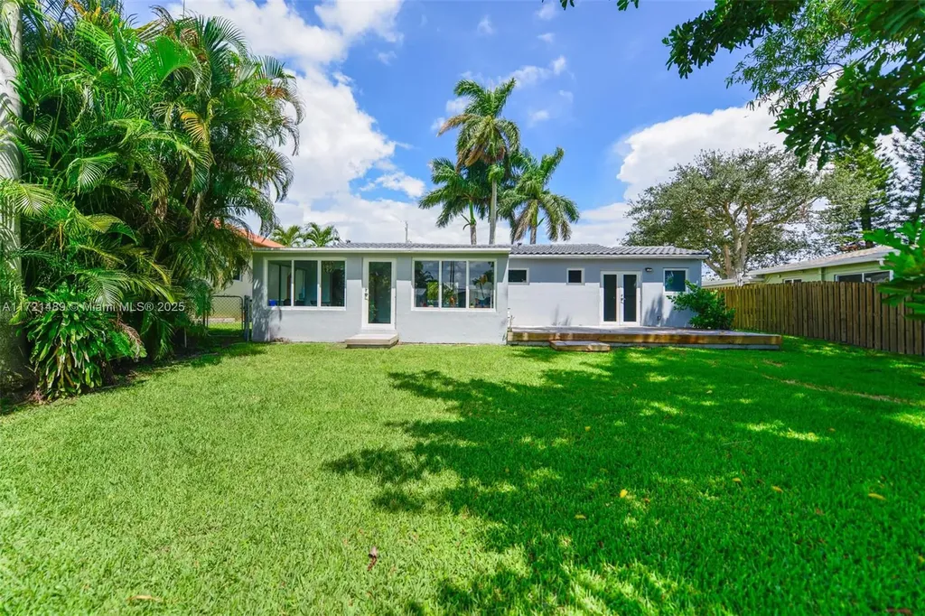 1208 Guava Isle Fort Lauderdale FL 33315