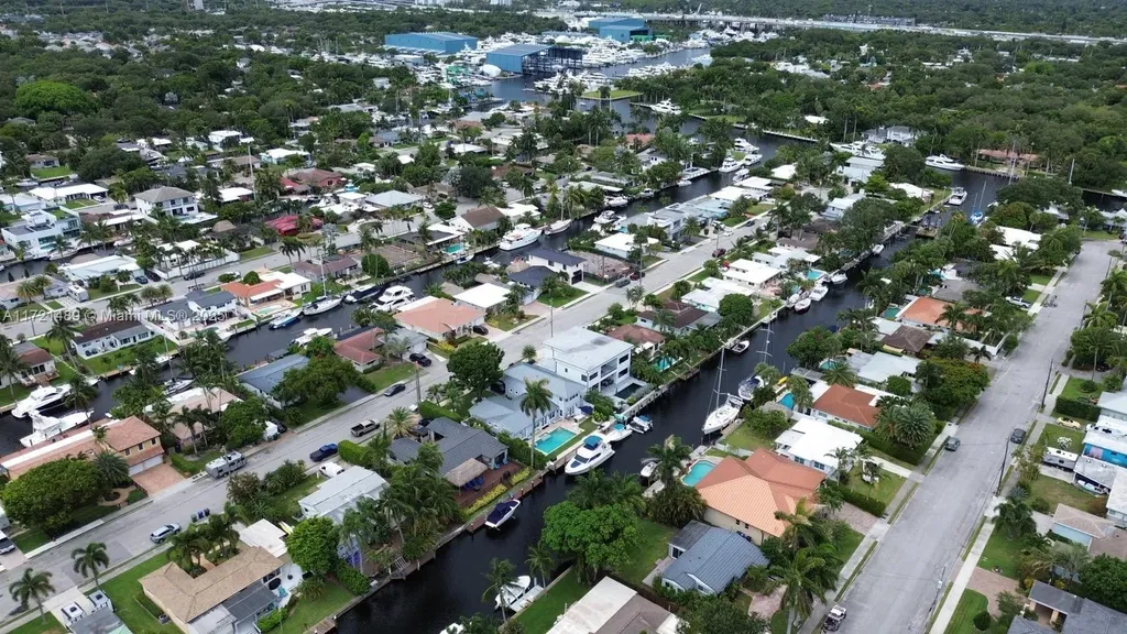 1208 Guava Isle Fort Lauderdale FL 33315