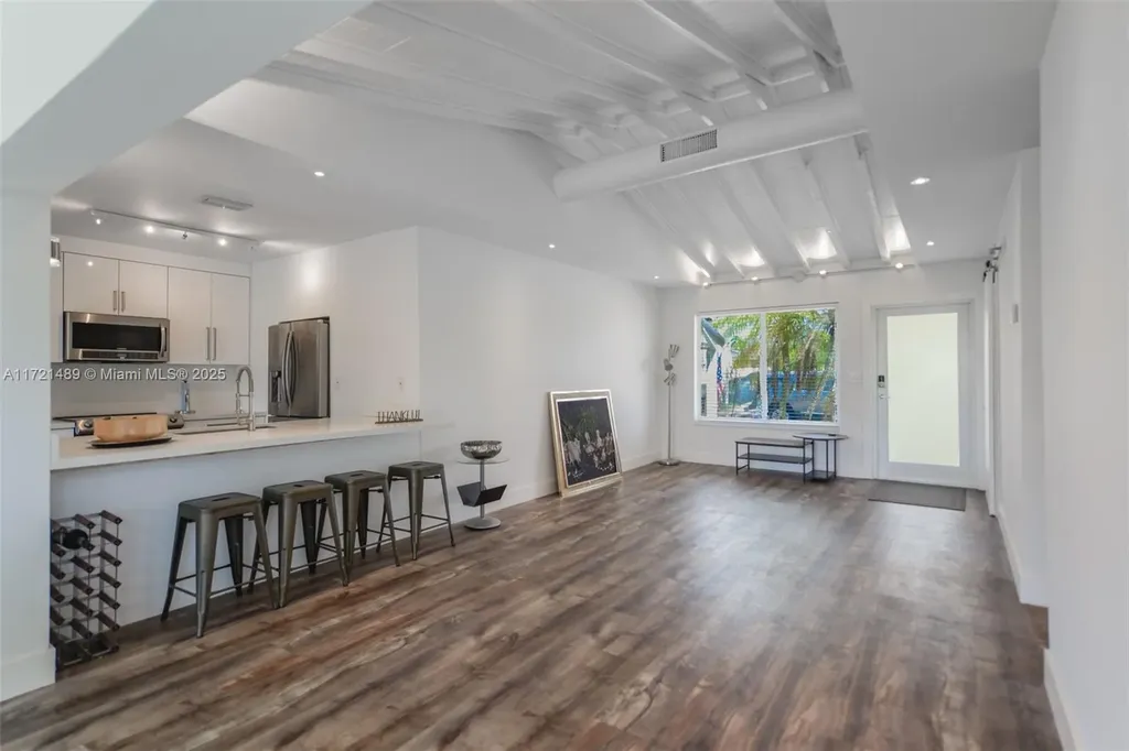 1208 Guava Isle Fort Lauderdale FL 33315