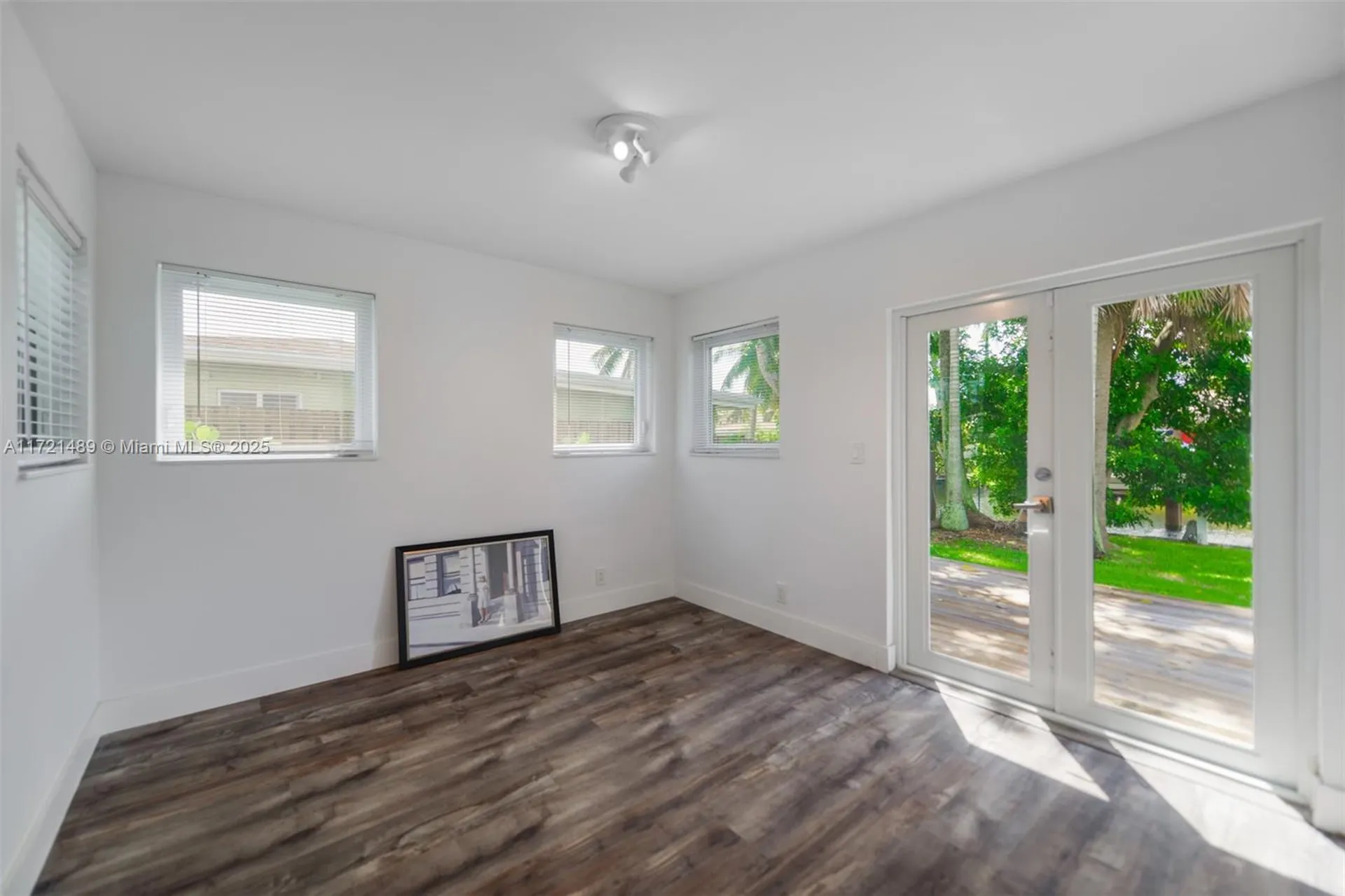 1208 Guava Isle Fort Lauderdale FL 33315