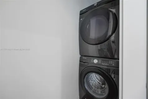 1208 Guava Isle Fort Lauderdale FL 33315