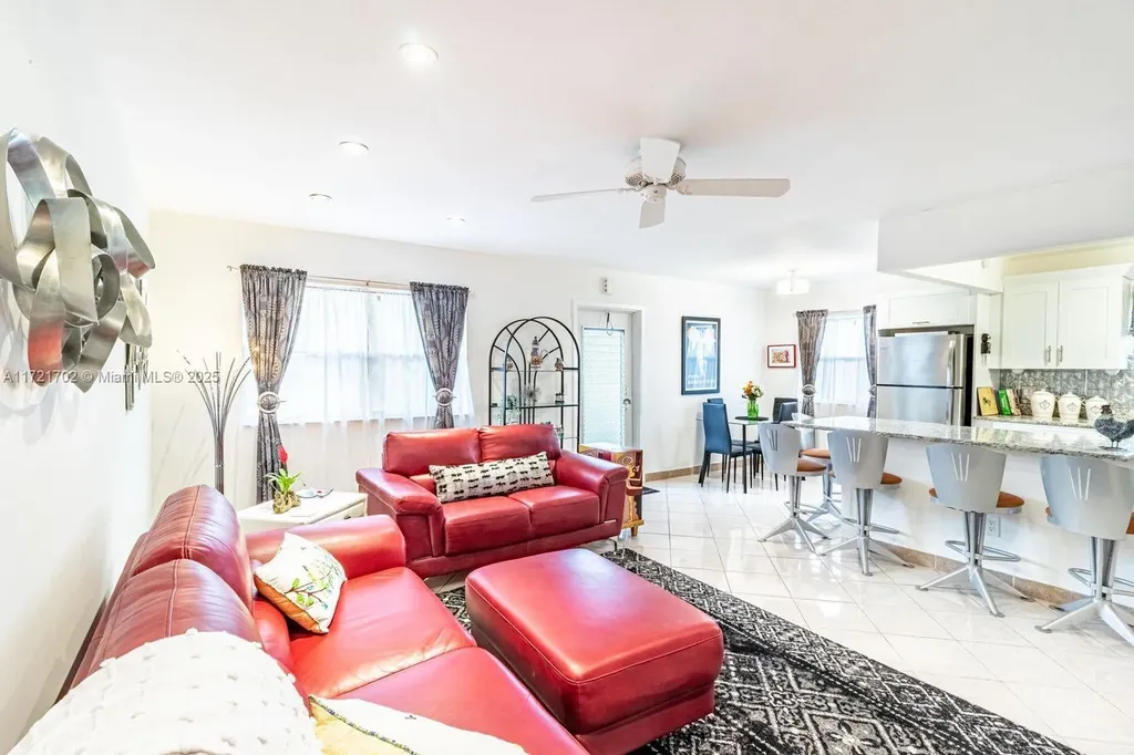 360 Seville O Delray Beach FL 33446