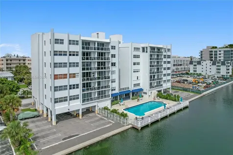 9381 E Bay Harbor Drive Bay Harbor Islands FL 33154