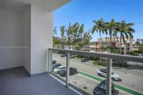 9381 E Bay Harbor Drive Bay Harbor Islands FL 33154