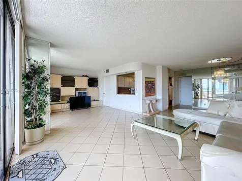 20225 NE 34th Court Aventura FL 33180