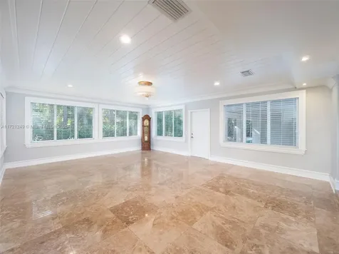 10400 SW 67th Avenue Pinecrest FL 33156