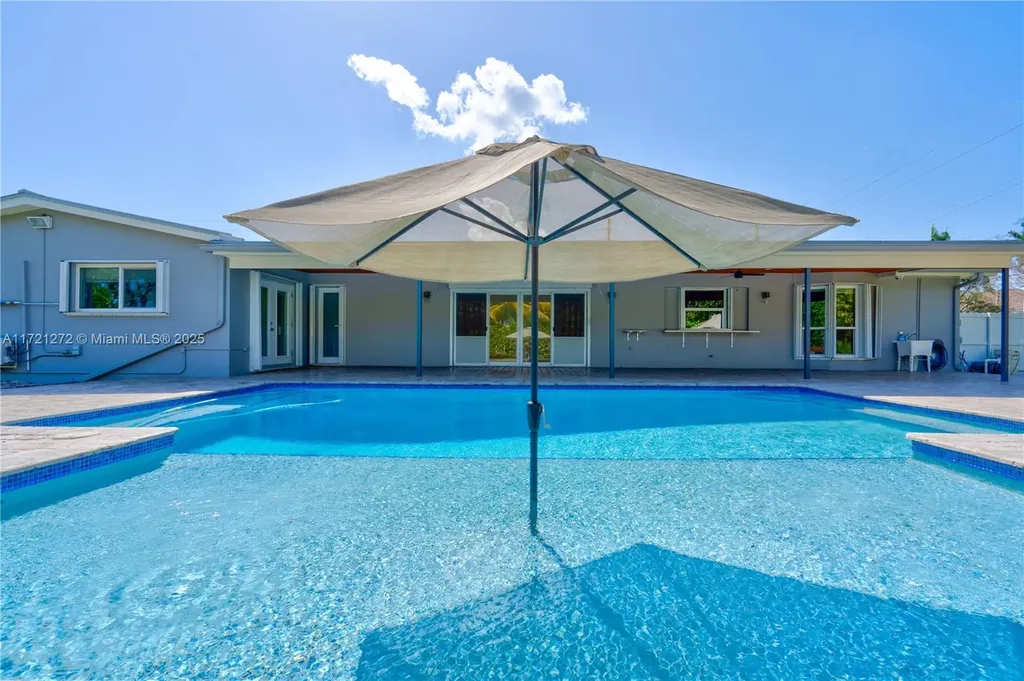 9641 SW 94th Street Miami FL 33176