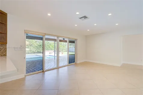 9641 SW 94th Street Miami FL 33176