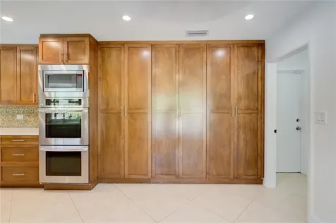 9641 SW 94th Street Miami FL 33176