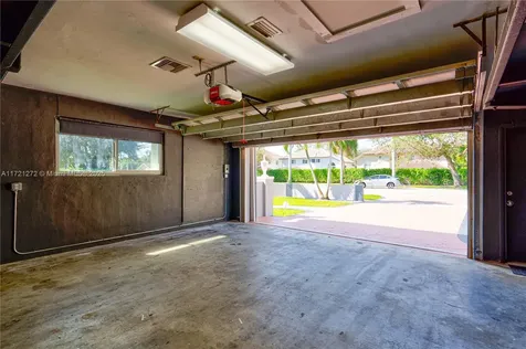 9641 SW 94th Street Miami FL 33176