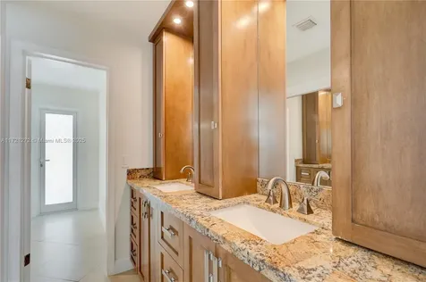 9641 SW 94th Street Miami FL 33176