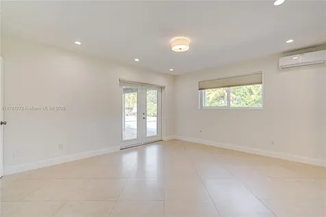9641 SW 94th Street Miami FL 33176