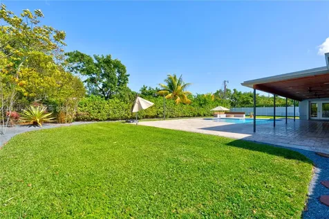 9641 SW 94th Street Miami FL 33176