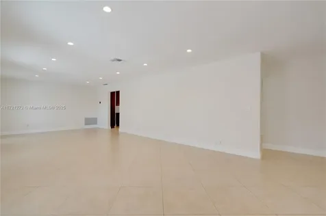 9641 SW 94th Street Miami FL 33176