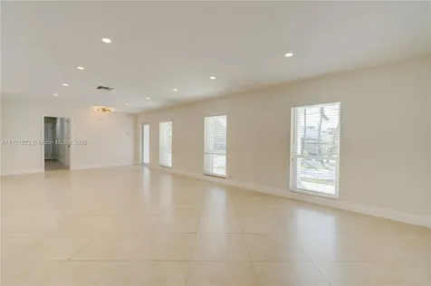 9641 SW 94th Street Miami FL 33176