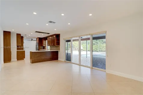 9641 SW 94th Street Miami FL 33176