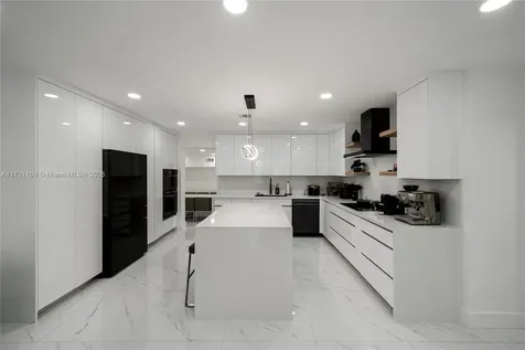 571 Raven Avenue Miami Springs FL 33166
