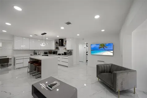 571 Raven Avenue Miami Springs FL 33166