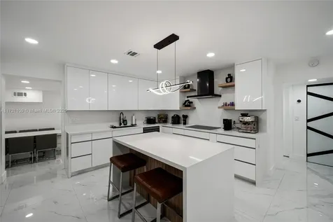 571 Raven Avenue Miami Springs FL 33166
