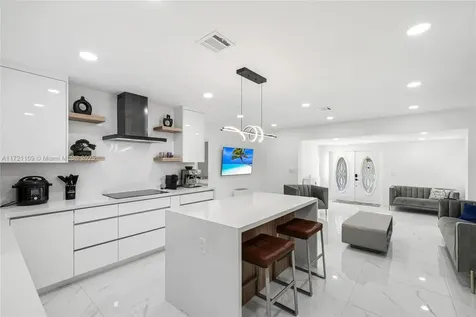 571 Raven Avenue Miami Springs FL 33166