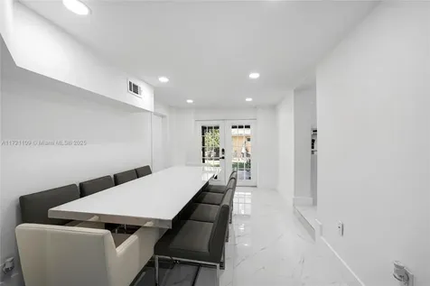 571 Raven Avenue Miami Springs FL 33166