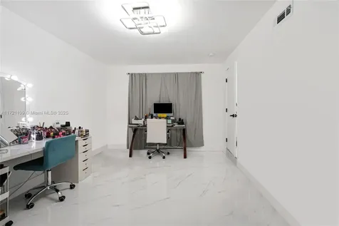 571 Raven Avenue Miami Springs FL 33166