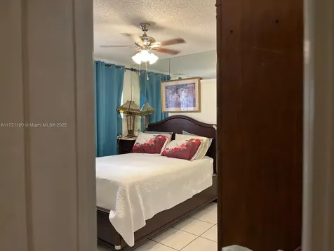 6760 W 6th Court Hialeah FL 33012