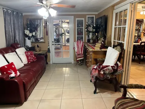 6760 W 6th Court Hialeah FL 33012