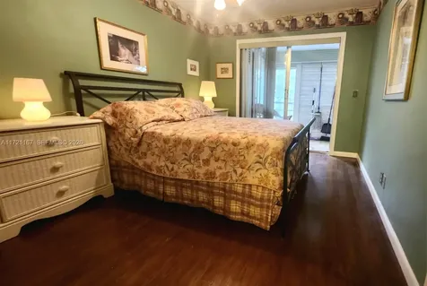 564 Durham T Deerfield Beach FL 33442